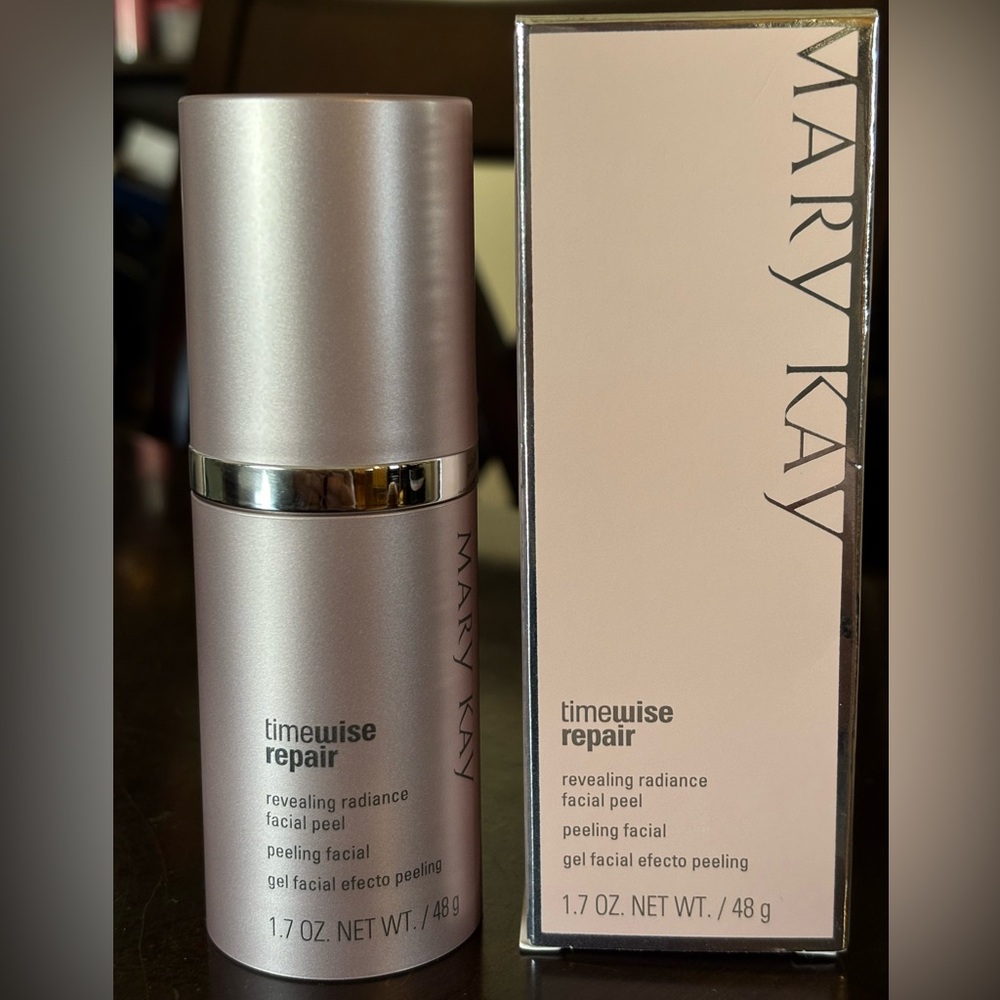 COPY - Mary Kay TimeWise Repair Revealing Radiance Facial Peel NIB 2 bottles